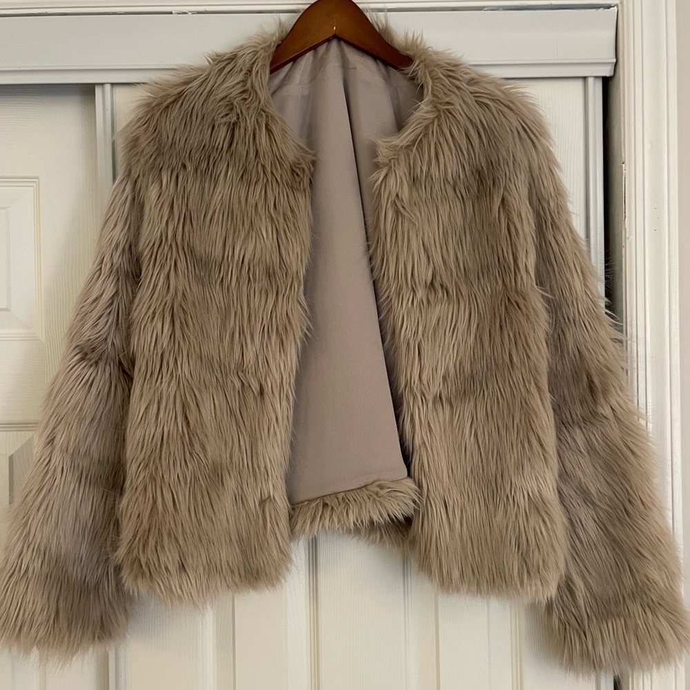 H&M Divided Light Pink/Taupe Fur Jacket Size M